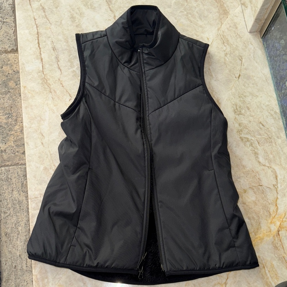 Nike Women's Charcoal Puffer Vest